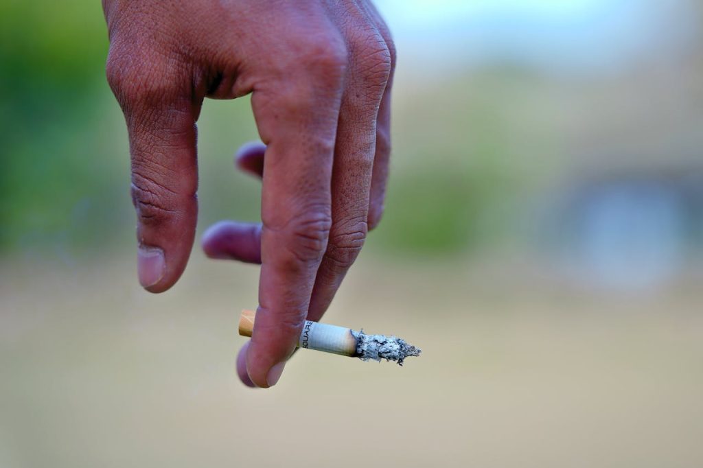 Common Mistakes to Avoid When rolling a cigarette